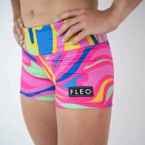Fleo  Pink Blue Taffy Short  MED EUC